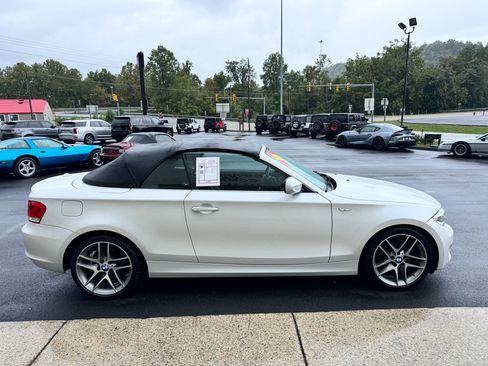 Used 2013 BMW 128i Convertible w/ Premium Pkg image 6