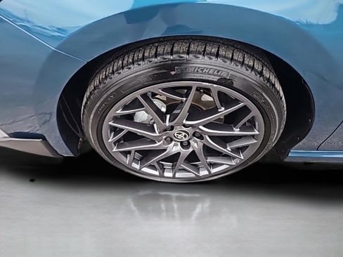 Used 2025 Toyota Camry SE image 14