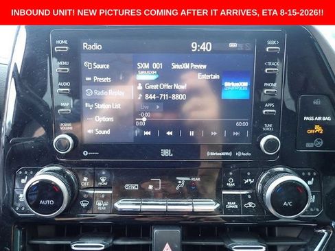 Used 2020 Toyota Highlander Limited AWD/4WD image 11