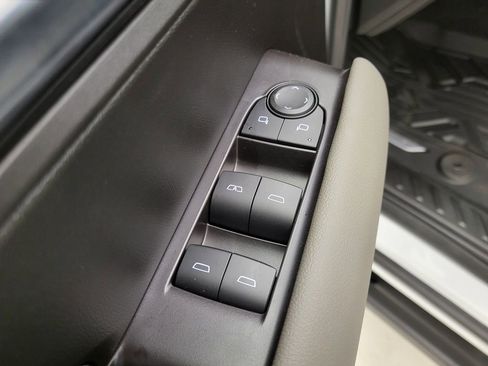 New 2026 Chevrolet Colorado ZR2 w/ Technology Package image 32