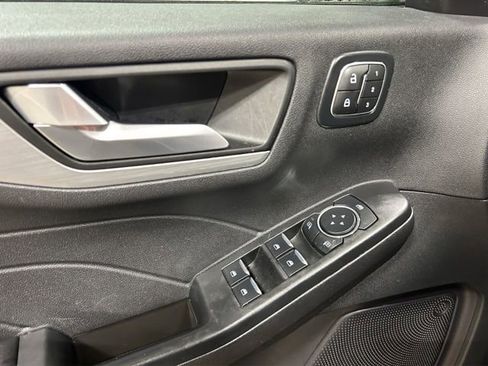 Used 2025 Ford Escape Platinum AWD/4WD image 13