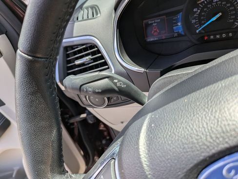 Certified 2021 Ford Edge Titanium FWD image 33