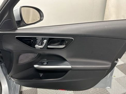 Used 2022 Mercedes-Benz C 300 C 300 image 32