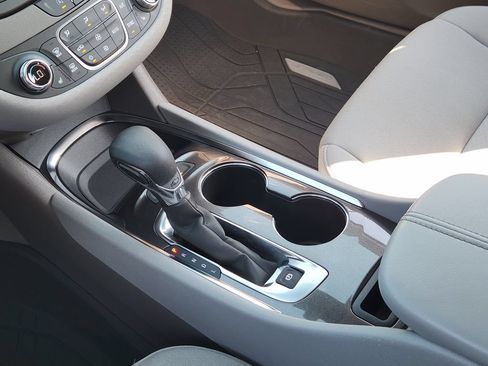 Used 2024 Chevrolet Malibu LT FWD image 18