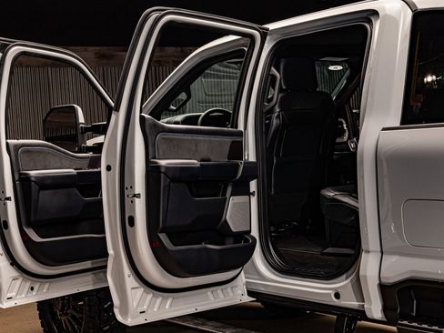 Used 2026 Ford F450 Platinum image 25