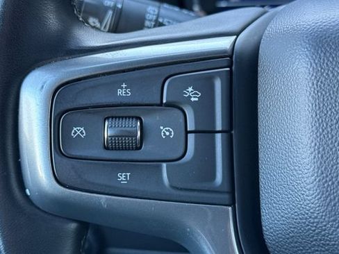 Used 2024 Chevrolet Suburban LT AWD/4WD image 38