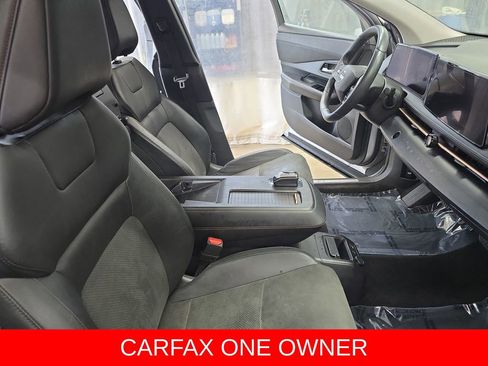 Used 2023 Nissan Ariya AWD image 10
