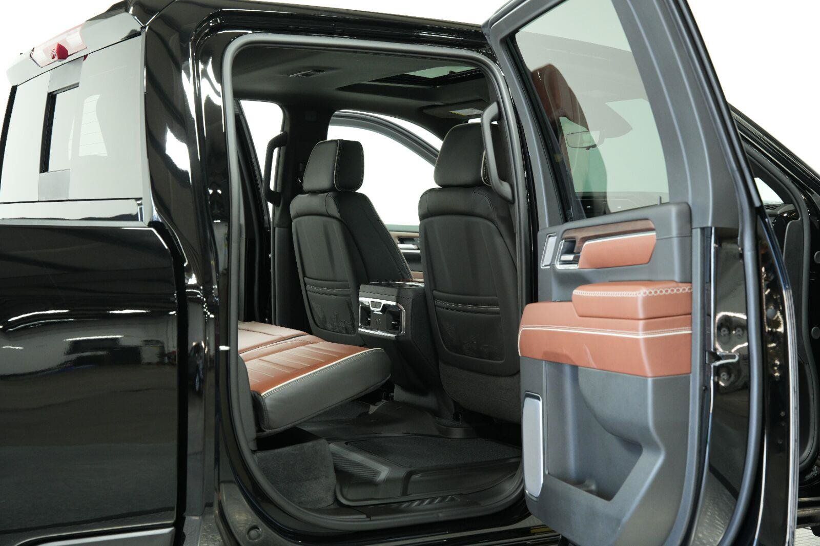 New 2026 GMC Sierra 2500 Denali Ultimate AWD/4WD image 15