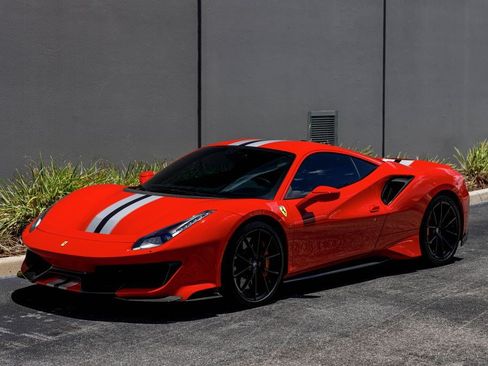 Used 2019 Ferrari 488 Pista Coupe RWD image 47