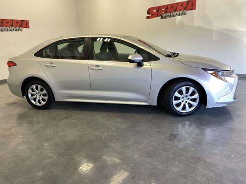 Certified 2025 Toyota Corolla LE w/ Convenience Package image 2