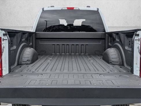 Certified 2024 Ford F250 XLT w/ FX4 Off-Road Package AWD/4WD image 7