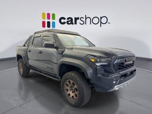 Used 2025 Toyota Tacoma 4x4 Double Cab Hybrid w/ Tow Tech Package image 7