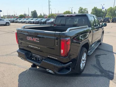 Used 2023 GMC Sierra 1500 Denali w/ Technology Package AWD/4WD image 10