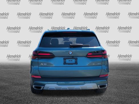 Used 2026 BMW X5 sDrive40i image 9