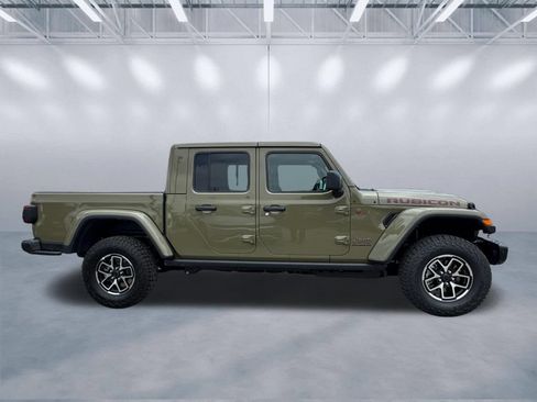 New 2026 Jeep Gladiator Rubicon AWD/4WD image 3
