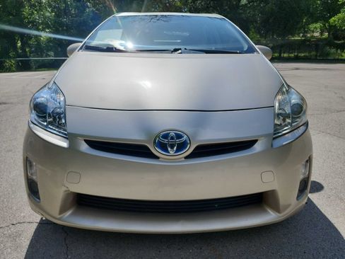 Used 2010 Toyota Prius Two FWD image 2