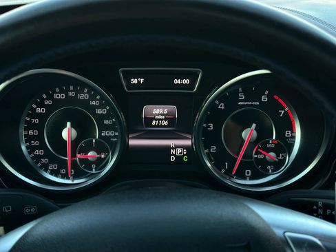 Used 2013 Mercedes-Benz ML 63 AMG 4MATIC image 30