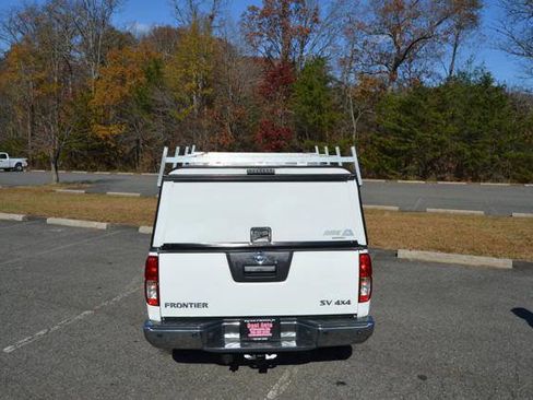 Used 2014 Nissan Frontier SV w/ SV Value Truck Package image 11