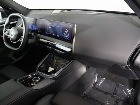 Used 2025 BMW X3 xDrive30i w/ Convenience Package image 9