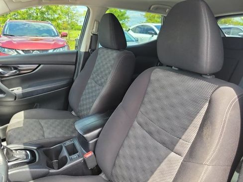Certified 2021 Nissan Rogue Sport SV FWD image 23