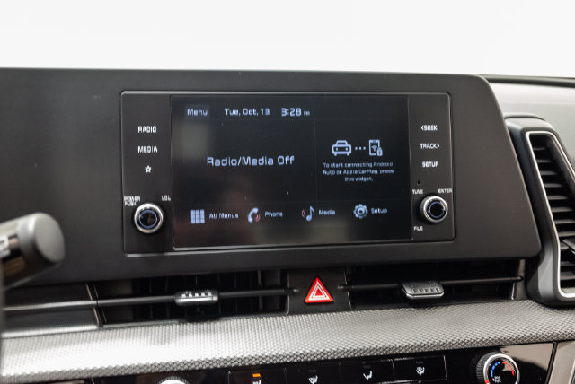 Used 2023 Kia Sportage LX AWD/4WD image 17