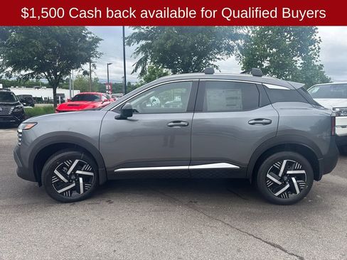 New 2026 Nissan Kicks SV w/ Cold Weather Package FWD image 4