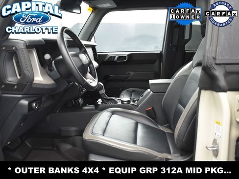 Used 2025 Ford Bronco Outer Banks image 9