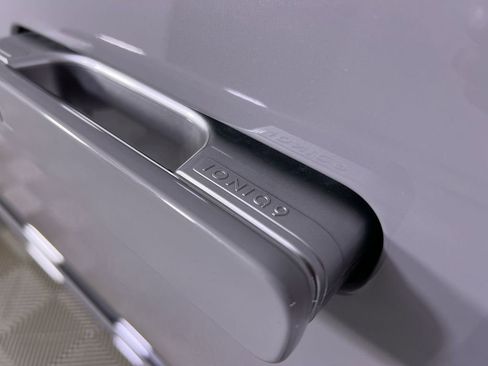 New 2026 Hyundai Ioniq 9 SEL image 29