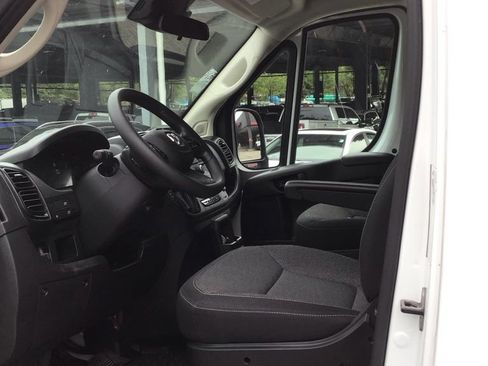Used 2025 RAM ProMaster 2500 w/ U-Haul Equipment Group FWD image 6
