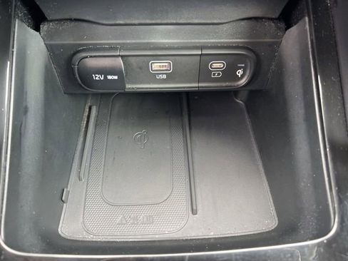 Certified 2025 Kia Telluride S image 22