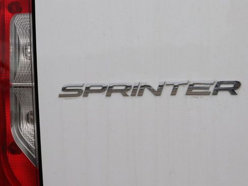 Used 2025 Mercedes-Benz Sprinter 2500 image 68