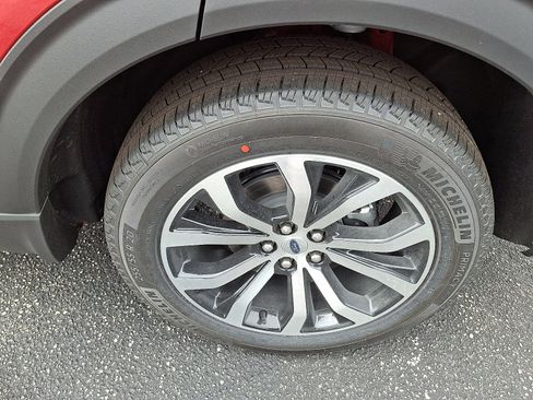 New 2025 Ford Explorer ST-Line image 5