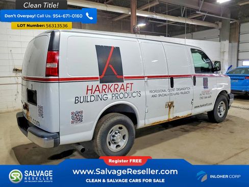 Used 2017 Chevrolet Express 2500 RWD image 4