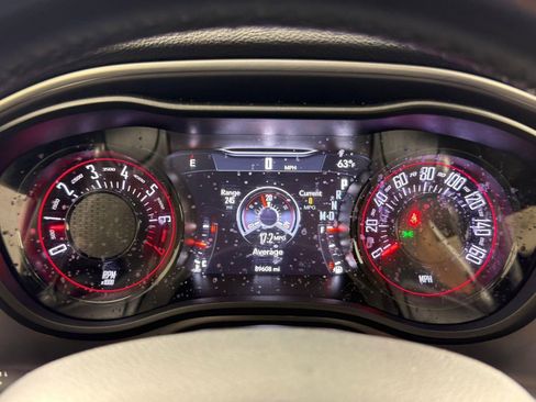 Used 2020 Dodge Challenger SXT w/ Blacktop Package image 16