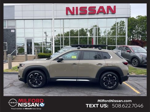 Used 2023 MAZDA CX-50 Meridian Edition w/ Apex Package AWD/4WD image 2
