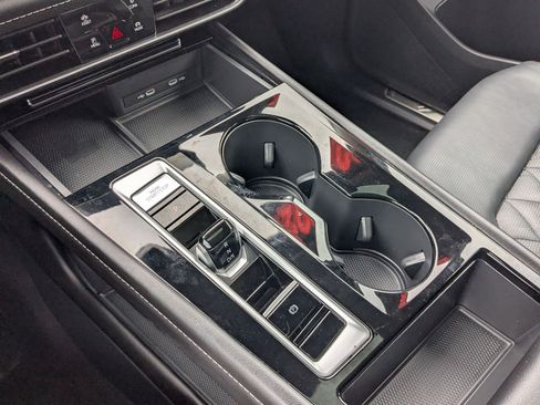 Used 2024 Volkswagen Atlas SEL Premium R-Line AWD/4WD image 26