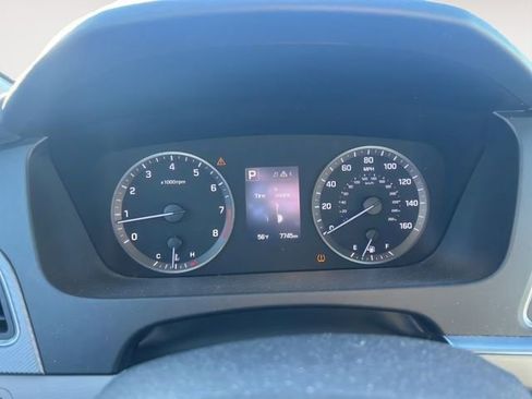 Used 2015 Hyundai Sonata SE w/ Option Group 09 FWD image 10