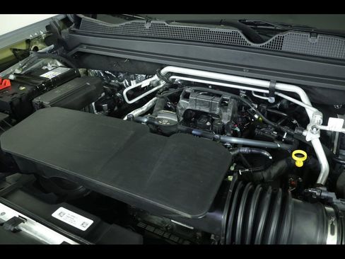 New 2026 Chevrolet Colorado W/T w/ WT Custom Package AWD/4WD image 13