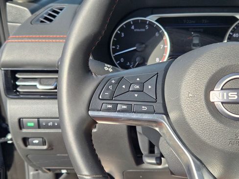 Used 2025 Nissan Sentra SR image 34