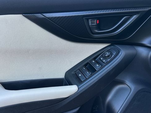 Used 2021 Subaru Impreza 2.0i Premium image 10