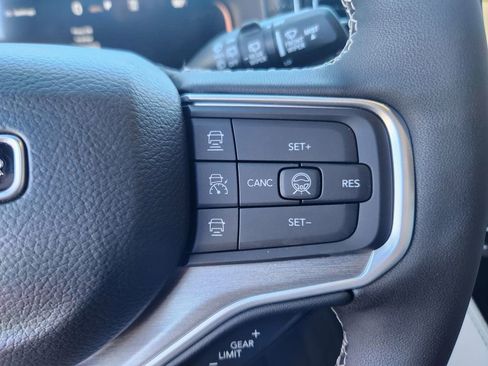 New 2026 Jeep Grand Wagoneer 4WD w/ Premium Group I image 27