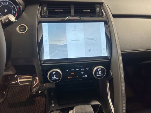 New 2024 Jaguar E-PACE R-Dynamic SE image 16