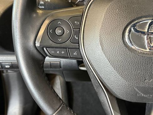 Used 2023 Toyota Corolla SE FWD image 11