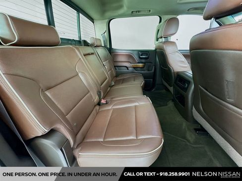 Used 2014 Chevrolet Silverado 1500 High Country w/ High Country Premium Package AWD/4WD image 28