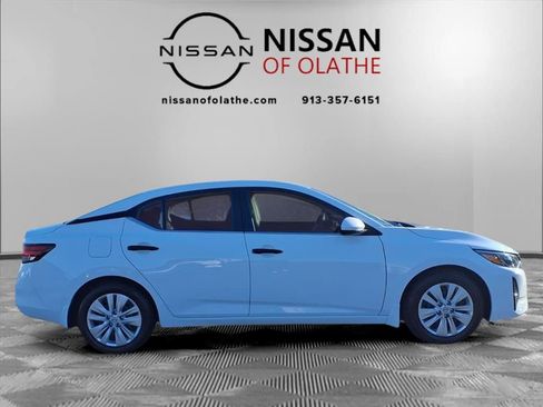 Used 2025 Nissan Sentra S image 27