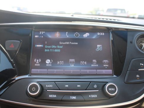 Used 2020 Buick Envision Preferred FWD image 50