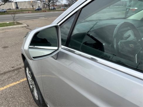 Used 2019 Cadillac XT5 Luxury image 39