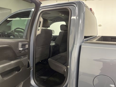 Used 2016 Chevrolet Silverado 1500 LT w/ LT Convenience Package image 13