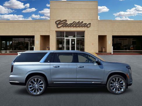 New 2026 Cadillac Escalade ESV Luxury w/ LPO, Radiant Package image 2