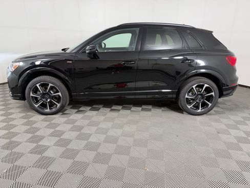 Certified 2025 Audi Q3 2.0T Premium Plus w/ Premium Plus Package AWD/4WD image 2